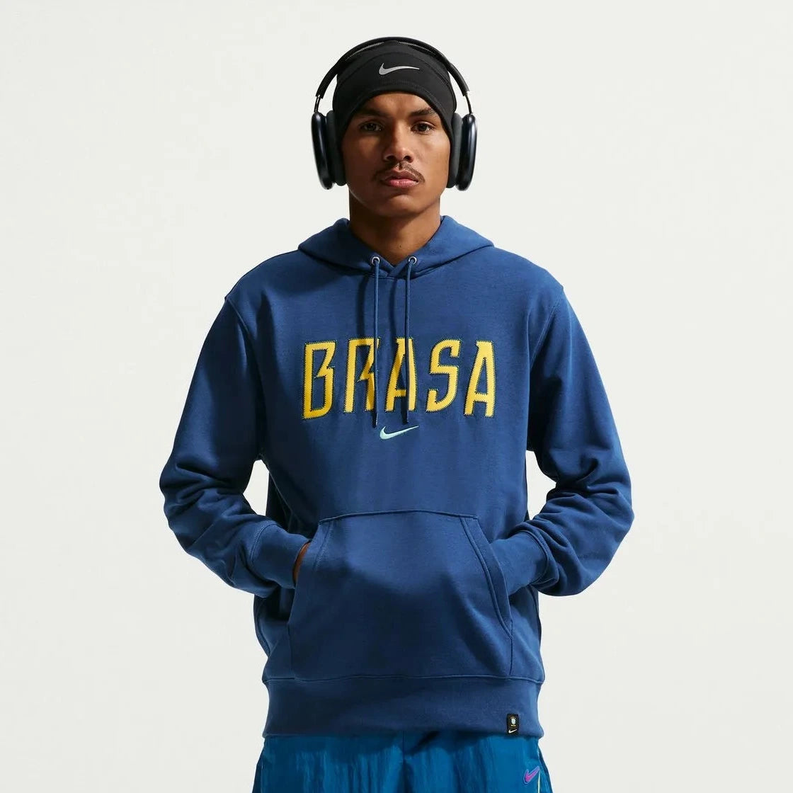 2026-27 Brazil Men's Club French Terry Pullover Hoodie  / Nike